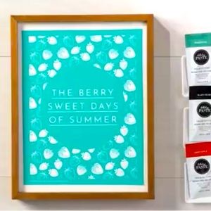 NEW Chalk Couture retired, Very Berry kit has everything you need to create.